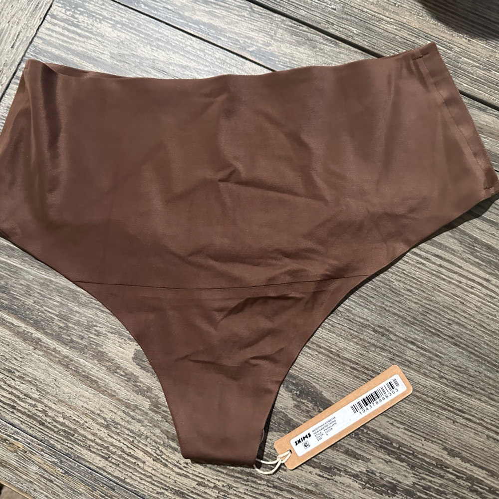 Skims High Waisted Smoothing Thong